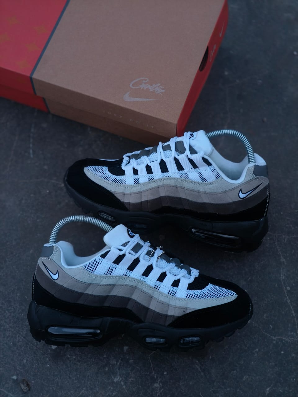 Airmax 95 white image 2