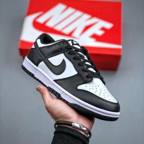 Sb dunk black white - Nike Sneakers | Mars Collection